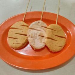 Kue Ikan Rasa Pedas