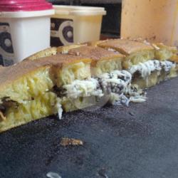 Keju Coklat Kacang Pisang Susu