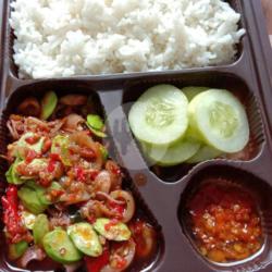 Bento Sambal Cumi Pete