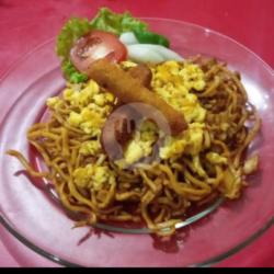 Mie Bakar Keju