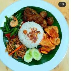 Paket Nasi Rames Rendang