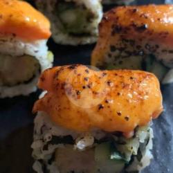 Sushi Chiken Mentai Roll