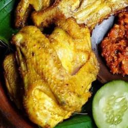 Ayam Dada Goreng Sambal