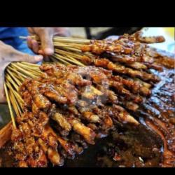 Sate Ayam Bumbu Kacang Full Daging Tampa Kulit