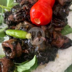 Nasi Bakar Cumi Hitam