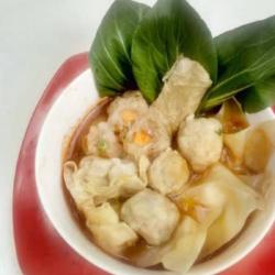 Dimsum Kuah Tomyam