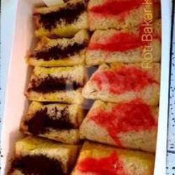 Rb Coklat, Strawberry Medium