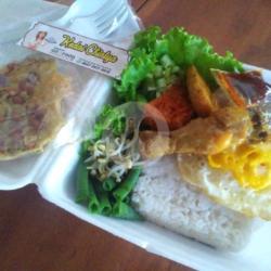 Nasi Pecel Ayam Goreng   Telor Ceplok