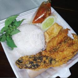 Nasi Lele Crispy Sambel Bawang