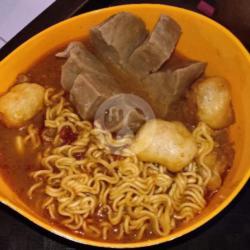 S. Indomie Sto Telor Ceker Somay   Baso Tenis