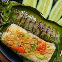 Nasi Bakar Kemangi Ayam Suwir Jumbo