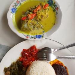 Nasi Gulai Ikan Tongkol