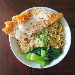 Mie Dori Katsu Mozzarella