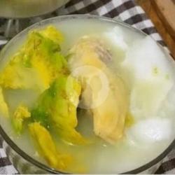Sop Duren Alpukat Kelapa Keju