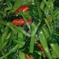 Kangkung Tumis Tri