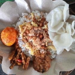 Nasi Uduk Kumplit