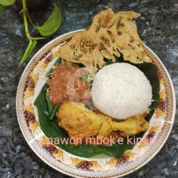 Sego Pecel Ayam Lodho Rempeyek