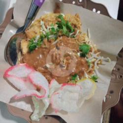 Tahu Telor Lontong