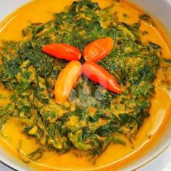 Sayur Daun Singkong Santan