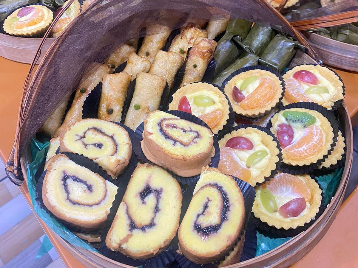 RUMAH KUE TASYA, Akb Sanipah 2 Dpn Freshmart