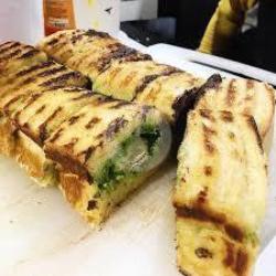 Roti Bakar Melon-melon