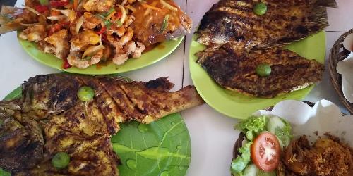 Seafood Ikan Bakar Pondok Bahari, Jln A.H Nasution Cikunir