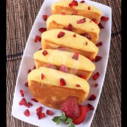 Pukis Strawberry