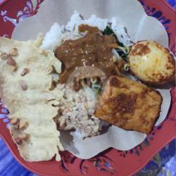 Nasi Pecel   Telor