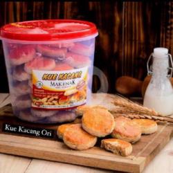 Kue Kacang Mak Enak