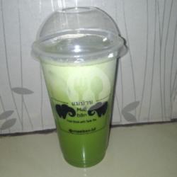 Green Matcha Thai Tea (22 Oz)