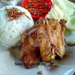 Lalapan Nasi Ayam Potong