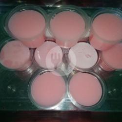 Puding Susu Strawberry