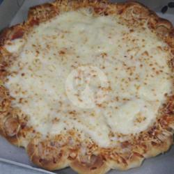 Pizza Cheesy Ukuran Besar