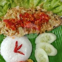 Nasi Lalapan Bandeng Presto Geprek