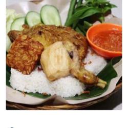Nasi Uduk Ayam Paha A