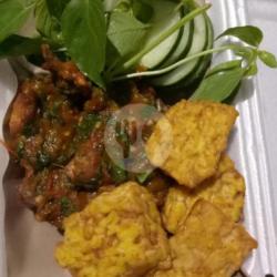 Ayam Penyet Nasi Tempe Sambal Kemangi