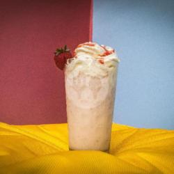 Classic Strawberry Milkshake