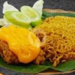 Ayam Geprek Mie Goreng Mozarella