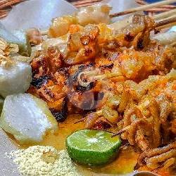 Taichan Kulit   Lontong