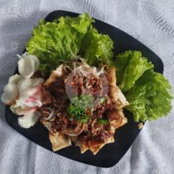 Tahu Bumbu   Lontong