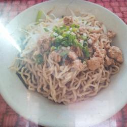 Mie Ayam Karet Pangsit