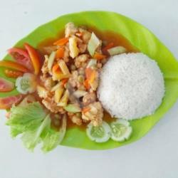 Nasi Ayam Kuluyuk