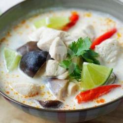 Tom Kha With Chicken Breast