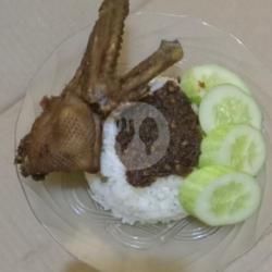 Nasi   Bebek Sayap   Bumbu Hitam   Timun