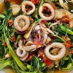 Tumis Kangkung Seafood