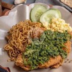 Indomie Telur Geprek Sambal Ijo