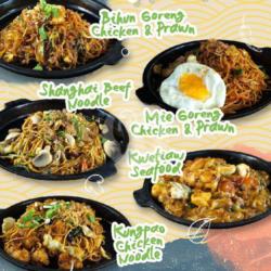 Mie Goreng Chicken Prawn