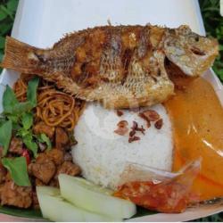 Nasi Campur Nila Goreng