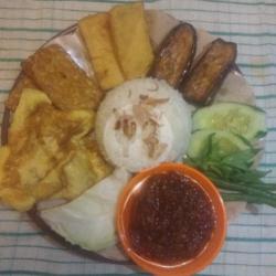 Nasi   Tempe   Tahu   Terong   Telur, Sambal Matang