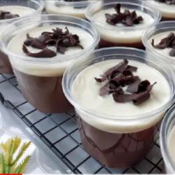 Puding Coklat Vla Vanila